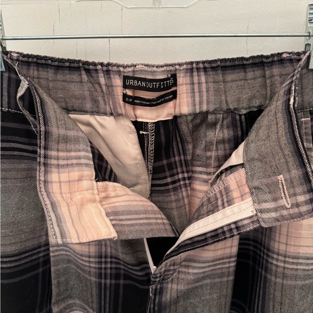 Urban Outfitters High-Waist Straight Trousers